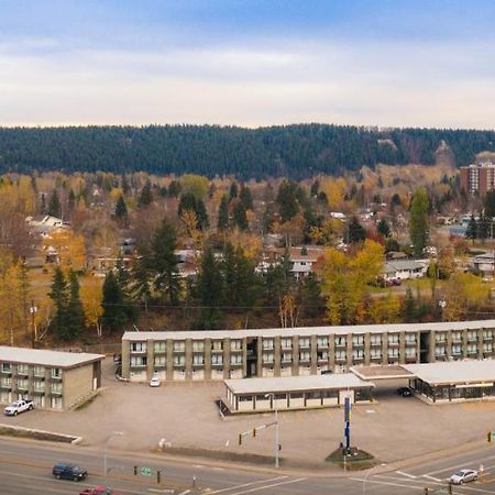 North Star Inn & Suites Prince George Bagian luar foto