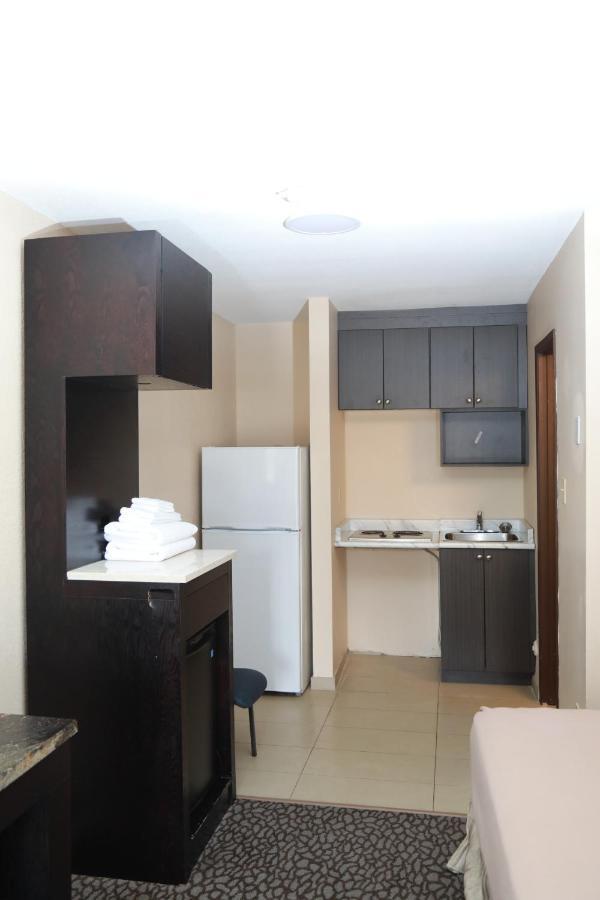 North Star Inn & Suites Prince George Bagian luar foto