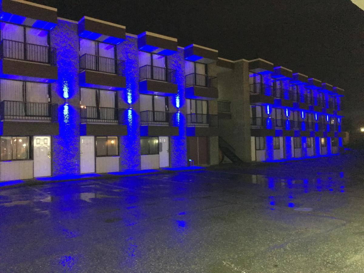 North Star Inn & Suites Prince George Bagian luar foto