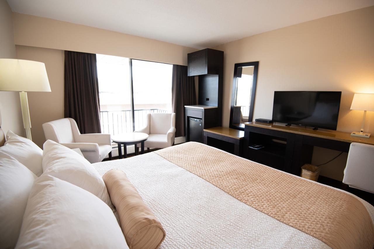 North Star Inn & Suites Prince George Bagian luar foto
