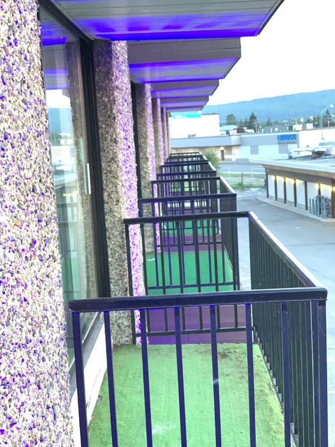 North Star Inn & Suites Prince George Bagian luar foto
